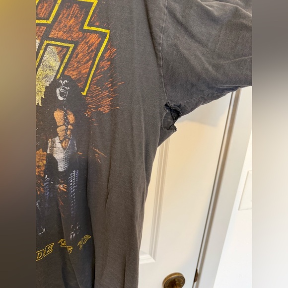 Authentic KISS Band Tee 1996 - Picture 3 of 7
